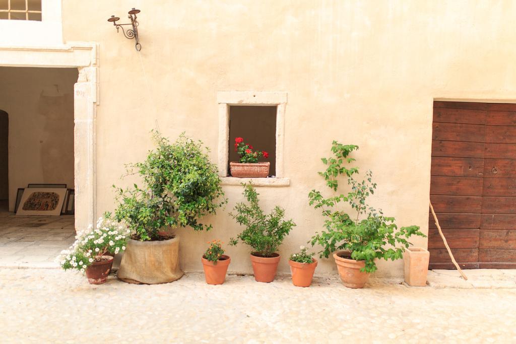 Casa Rosati Fontecchio Exterior photo