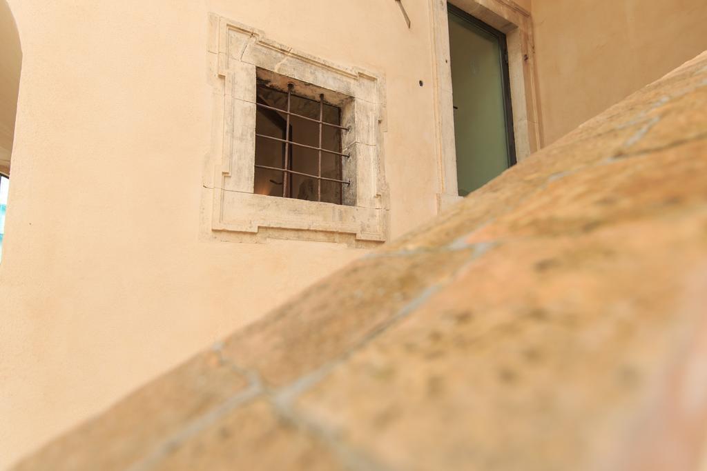 Casa Rosati Fontecchio Exterior photo