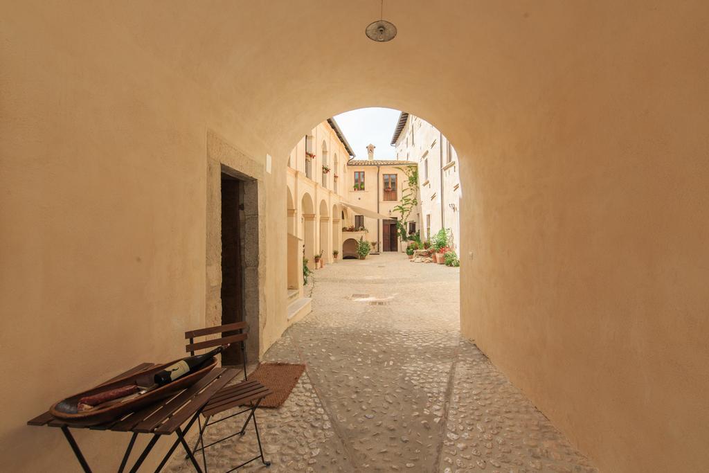 Casa Rosati Fontecchio Exterior photo